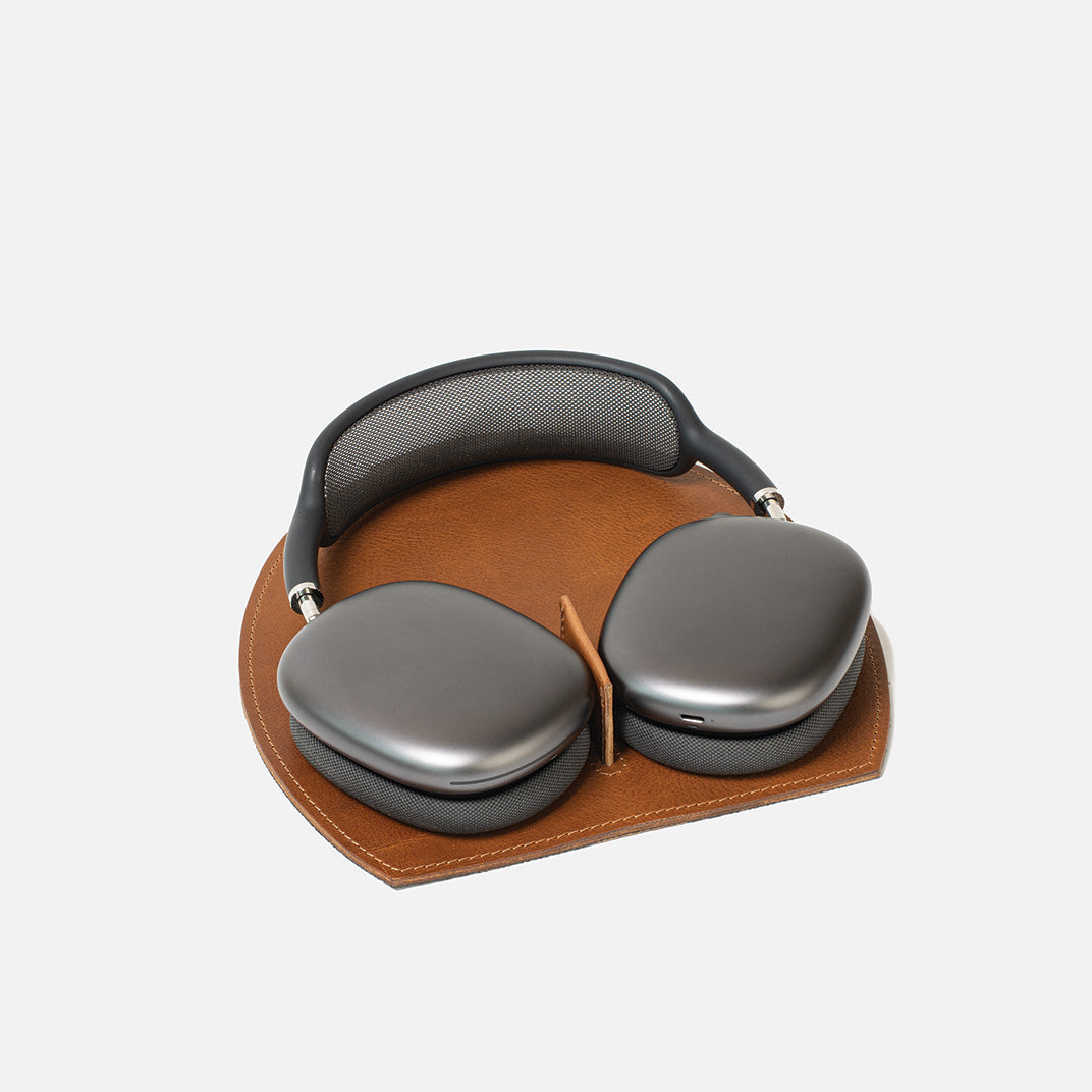 AirPods Max  Full-Grain Leather Rest Station 2.0  Italian leather for AirPods Max Integrated magnets