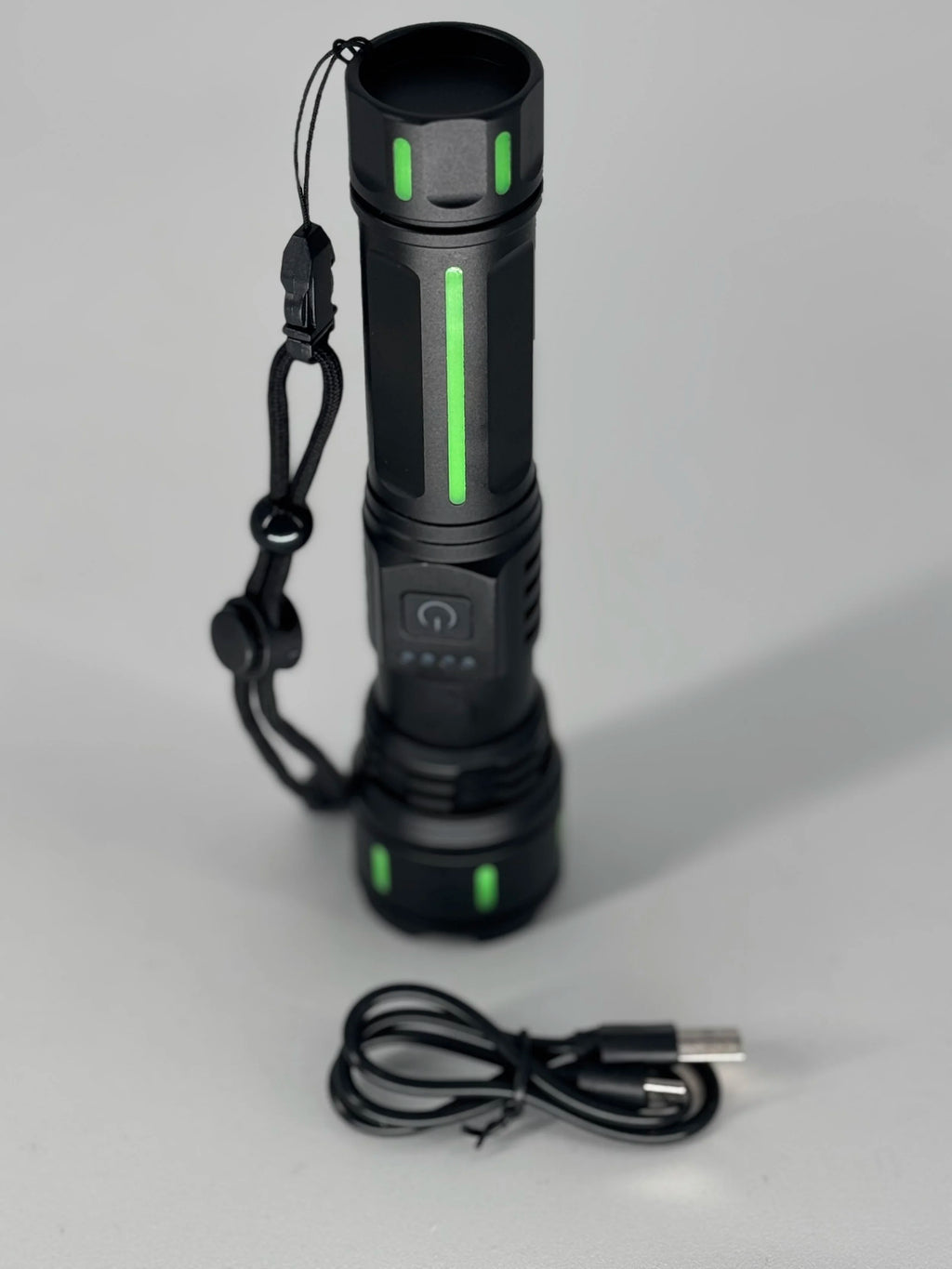 SUPER  BRIGHT FLASHLIGHT -Long-lasting battery