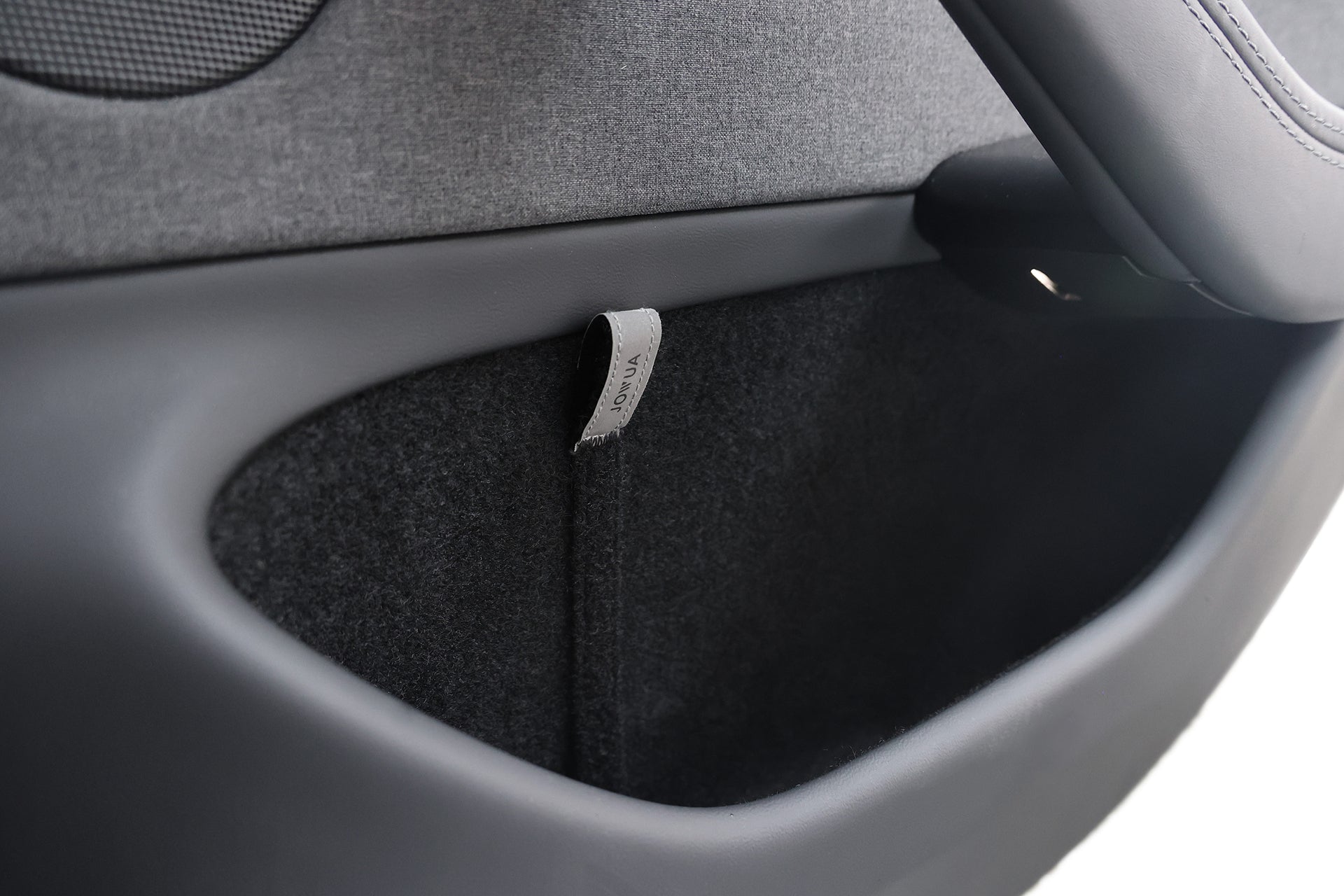 Reflective Rear Door Emergency Release Strap (Model 3 Highland, 2024+ / All Model Y)
