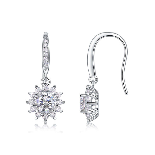 0.5 Carat Moissanite Stud Earrings – S925 Sterling Silver Platinum-Plated